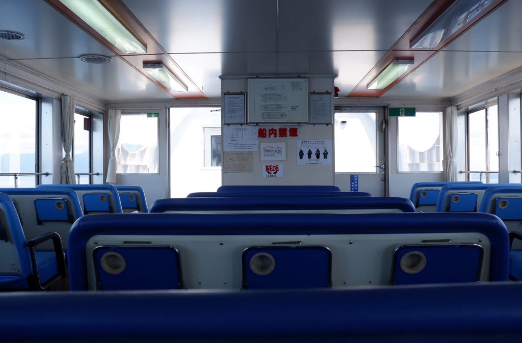 はくちょう丸の船内